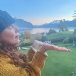 Anna Friel Instagram – A few weeks ago I was lucky enough to be invited to the @cliniquelaprairie longevity clinic in Switzerland. I did a 5 day detox reset.  It has changed my daily routine.  I will be forever grateful .  I tried Cryo  and breath work , I met with a wonderful dietitian who personalized my diet.  I walked in the alps had a wonderful fitness instructor, I had incredible visits to the spa, the best Thai massage I have ever had , a buccal face massage that hurts but gives the most incredible results and totally natural and I fell in love, with Switzerland. The most beautiful place with the most attentive staff I am still drinking the special herbal teas daily instead of caffeine and exercising daily. Thank you for having me I know I am very very lucky.
@cliniquelaprairie 
@holisticheaoth_clp @beyondtalentglobal 
#gifted #cliniquelaprairie