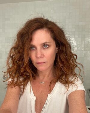 Anna Friel Instagram - Bed time thoughts…. Will my curls last till tomorrow. To wash or not to wash. That is the question.