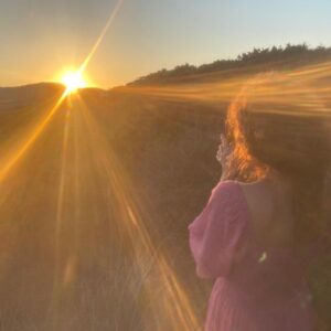 Anna Friel Instagram - Thinking back to Summer and sunny days 🌅☀️