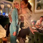 Anna Friel Instagram – Fancy dress. Gracie i  still can’t believe this is you. Such a. Chameleon.  Tilly’s 18th.  @tilly_cayton  we love you.  Anna and Gracie 🎈🎈🎈🎈❤️❤️❤️