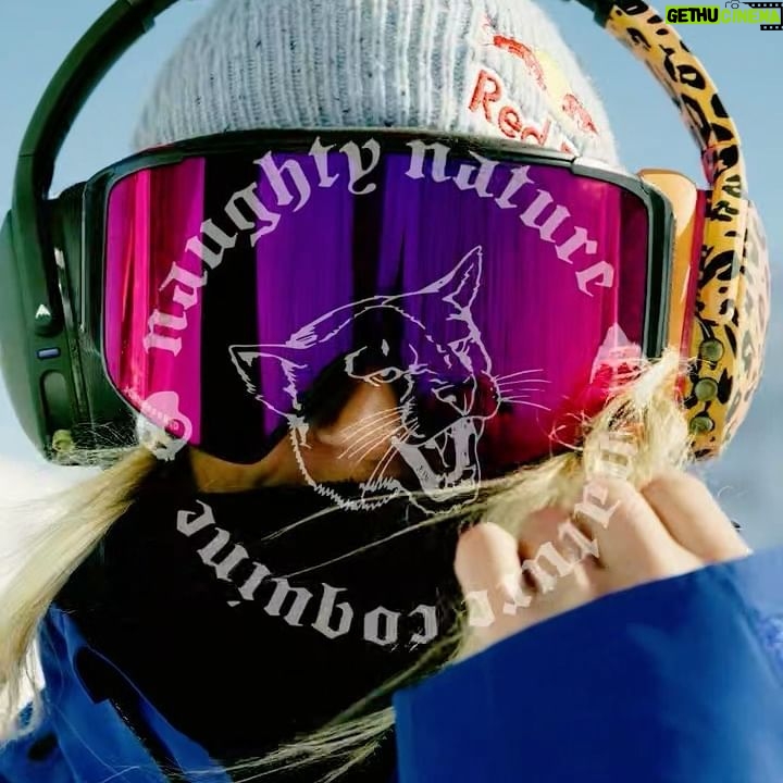 Anna Gasser Instagram - Love all about this collab🎵😻🏂! @skullcandy X @burtonsnowboards two of my favorite brands joined for a limited edition to celebrate self-expression and passion for outdoor playgrounds. What a perfect fit! #FindYourFrequency #SoundWithoutBoundaries
