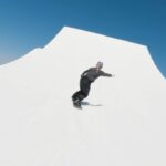 Anna Gasser Instagram – Big jumps @mammothunbound this time last year . Miss it already 🦋 🎥 @redbullsnow @dasoro_co #snowboarding