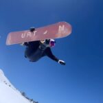 Anna Gasser Instagram – 💁♀️🙆♀️ Still going …
Set up is huge 🥵 thanks @redbullsnow @mammothunbound @charlesbeckinsale and the whole team 🙏
📲 iphonegod @patrickcinca