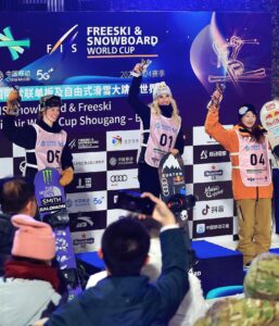Anna Gasser Instagram - Thanks China ♥️ Grateful to start my contest season with a win and always love to share the podium with @tess_coady and @miyabionitsuka 💫 congrats to all the whole field for pushing it🤯 📷 @fissnowboard @silviamittermul