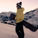 Anna Gasser Instagram - Beautiful start into the New Year in the Austrian Mountains 💫 Wishing everyone a happy healthy 2024 🫶 #verleihtflügel #snowboarding