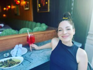 Anna Hopkins Instagram - Come on by @dannyspizzatavern's is finally open 🍕😏