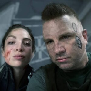 Anna Hopkins Instagram - The incredible @jeremy_benning, DP of @expanseonprime has an EPIC cameo in 605 which is now live on @amazonprimevideo! His transformation had a lot to do with @bribriguy23's exceptional work, in addition to Jeremy's committed method acting of course. #theexpanse