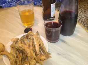 Anna Hopkins Instagram - Barcelona memories. 🐟🍷💕