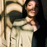 Anna Hopkins Instagram - 🫒🐟🍷- 📷 @sabbles