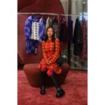 Anna Ishii Instagram – 本日10/4より阪急うめだ本店にて
バーバリー2023年秋冬コレクションのポップアップストアがスタート。

ダニエル・リーのファーストコレクション
とても可愛かったです🫧
お店も阪急うめだ本店限定レイアウトで色味も形もお洒落な空間でした☺︎

BURBERRY Winter 2023 Runway Collection POP-UP
場所：阪急うめだ本店 1階 コトコトステージ11
期間：2023年10月17日(火)まで

#Burberry 
#PR
@burberry