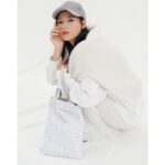 Anna Ishii Instagram - @classy_mag_insta キラキラバッグ🫧