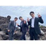 Anna Ishii Instagram - #彼女たちの犯罪　撮影中✌︎ 上司の上原さん(#野間口徹　さん) 伊東北署の脇谷さん(#鈴木康介　さん) そして、理子(#石井杏奈) 明日、第3話😊 TVerで第2話まで見れます‼︎
