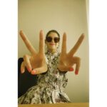 Anna Ishii Instagram - ラジオ「mizuiroind LIGHTBLUECAFE」 テーマ「メガネ•サングラス」についてお話ししてます⋈ 本日20:00〜FM大阪 明日8:00〜TOKYOFM
