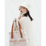 Anna Ishii Instagram - @classy_mag_insta ホワイトコーデ企画🐻‍❄️ もこもこしてるの大好き。