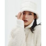 Anna Ishii Instagram - @classy_mag_insta ホワイトコーデ企画🐻‍❄️ もこもこしてるの大好き。
