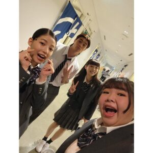 Anna Ishii Instagram - 舞台「SHELL」神奈川12公演、無事に終わりました！ エネルギー溢れる時間でした。達成感。 残り、京都2公演。楽しみ☺︎ 撮り溜めたSHELLオフショット🫧