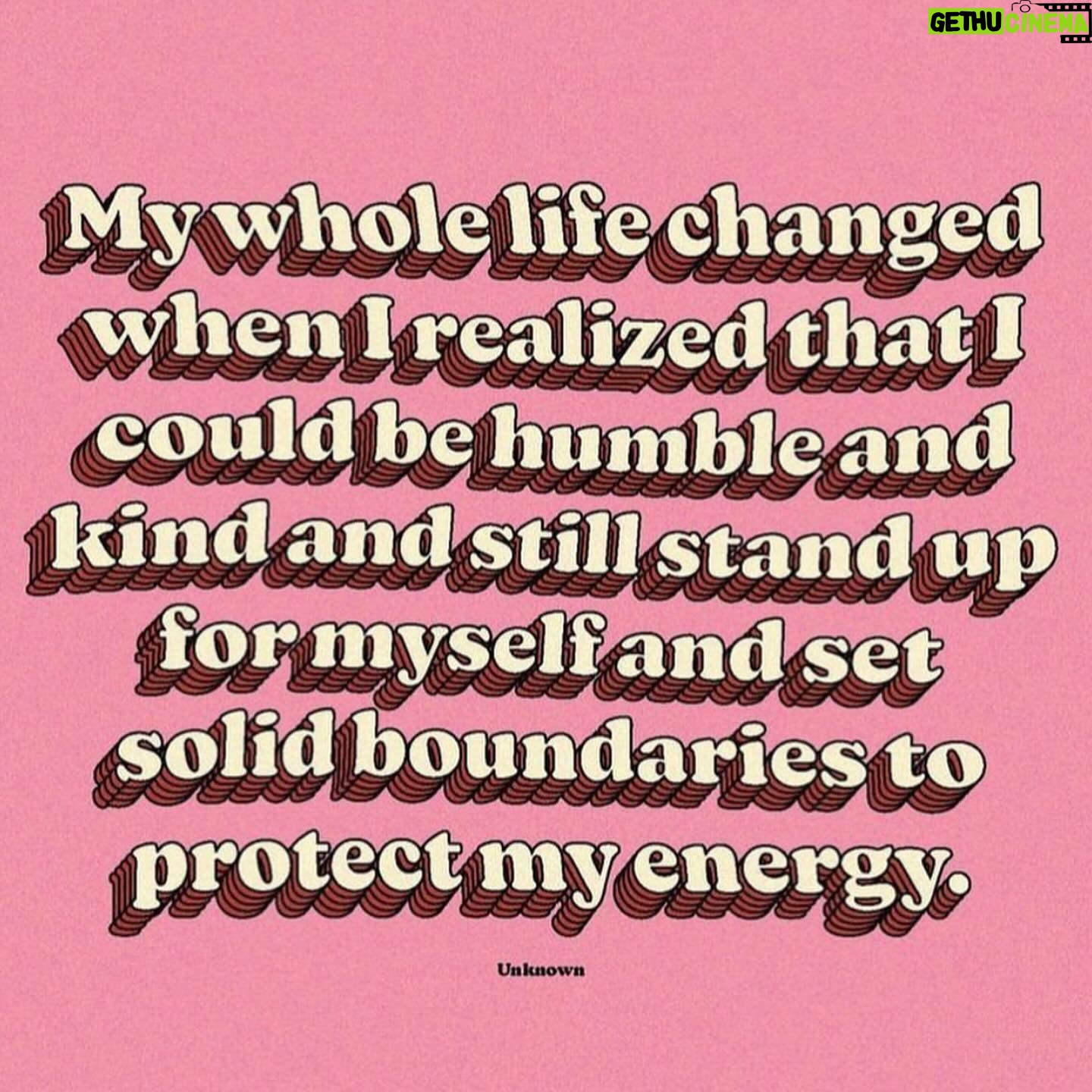 Anna Kadeřávková Instagram - Happy happy 2024. Make a wish. ✨ Little reminder for anyone who needs to hear this. We got this. 🫶🏻