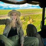 Anna Kadeřávková Instagram - POV: you take me on a safari date 🦁🤠