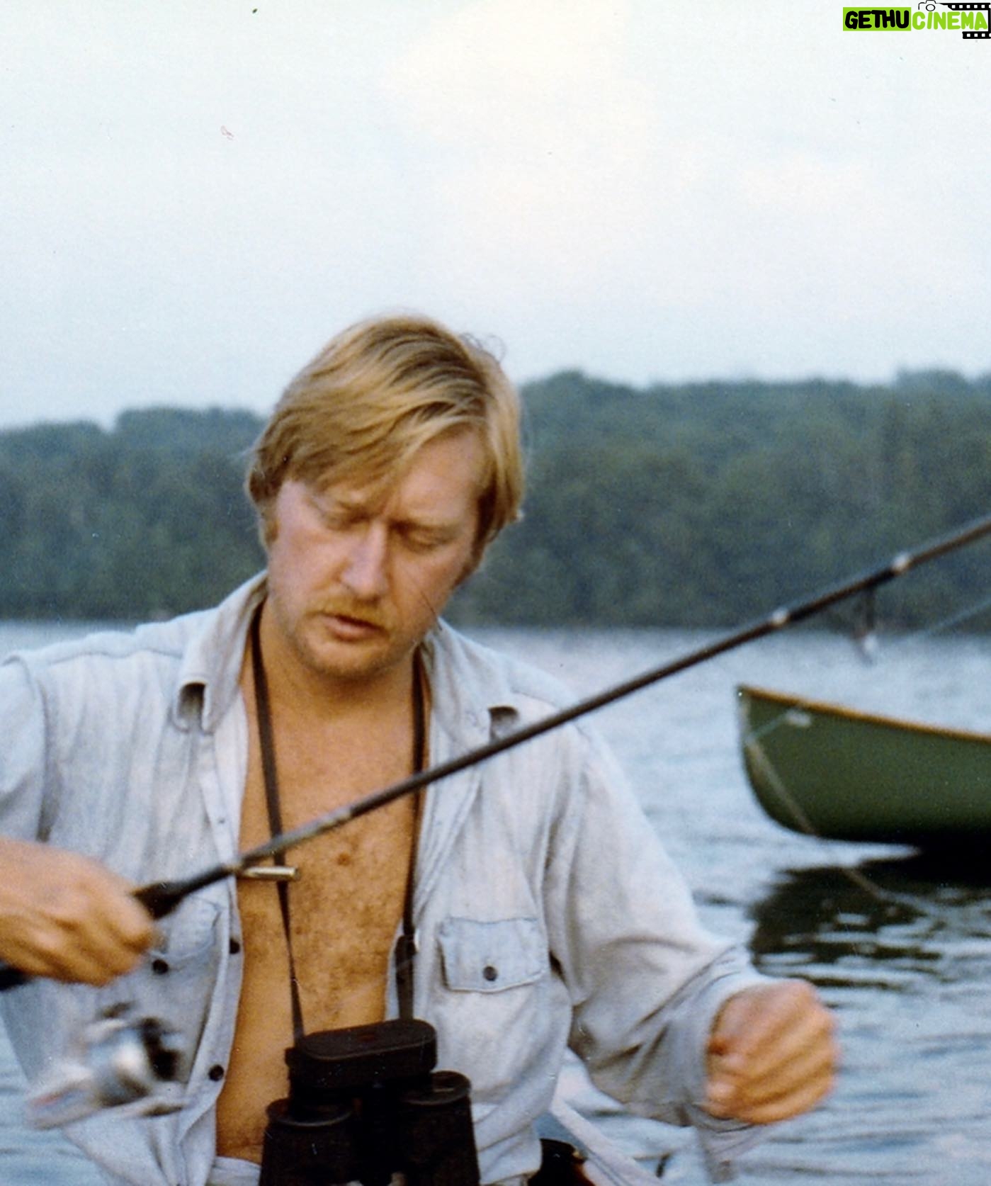 Anna Konkle Instagram - Today is Lung Cancer Day and this is my Dad. He was diagnosed with 3B lc in 2019 and was given 1-5 years but passed a little over 2 months later. @lcfamerica is doing some very important work to increase the survivorship of lung cancer. Sending anyone grappling with this disease or tending to their loved one immense love and support. You are not alone. There is a community here and we understand. You can do this. #livingwithlungcancer ❤️