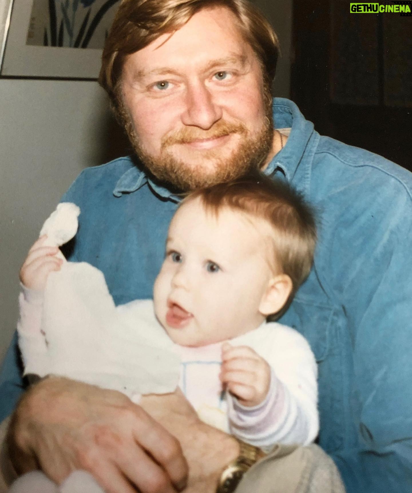 Anna Konkle Instagram - Today is Lung Cancer Day and this is my Dad. He was diagnosed with 3B lc in 2019 and was given 1-5 years but passed a little over 2 months later. @lcfamerica is doing some very important work to increase the survivorship of lung cancer. Sending anyone grappling with this disease or tending to their loved one immense love and support. You are not alone. There is a community here and we understand. You can do this. #livingwithlungcancer ❤️