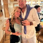 Anna Kulinova Instagram - Belated photos from my Fabolous bday 💖🎉🥳🎂🍾🎁 party @elturcoturkishfood ⭐️ East Hamptons!!! THANK YOU 🙏 to All My Wonderful friends 🥰 for coming!!! You made it soo SPECIAL! 💜✨ Let’s keep celebrating…🤗💋 #bdayparty🎉 #elturco #fabulous #fun #amazing #hamptons #celebration #champagne #gifts #greatfriends #instagood