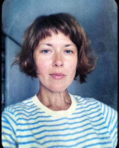 Anna Kuzina Instagram - My dear friends ! Today it’s my birthday 🥳 If you want to wish me happy birthday, you can donate for drones to support Ukrainian army. PayPal : akuzina@gmail.com Також активне посилання в моєму профілі на Монобанк! Дякую 🌸