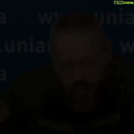 Anna Kuzina Instagram - Пресс-конференция пленного подполковника Дмитрия Астахова. #stopthewar #stopputin