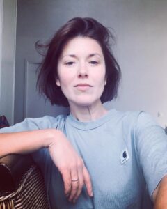 Anna Kuzina Instagram - 🇺🇦Друзі, новий збір🤞🏼 Вірю, у нас вийде! ✨ Мої друзі зі @shlyah.ua евакуюють людей з найскладніших місць і з окупованих територій також. Тож ми можемо допомогти їм евакуювати маму і хлопчика з Каховки. На них чекає довгий шлях - до Криму (є свої люди), потім до Грузії, а звідти в Німеччину. На супутні розходи знадобиться 27 тис. грн. І люди будуть у безпеці. І ми можемо цьому посприяти. Долучайтесь, будь ласка. Посилання на банку у шапці профіля. Номер кратки банки: 5375411204981679 PayPal : akuzina@gmail.com 🇬🇧Friends, I have a new fundraiser🤞🏼 I believe we will succeed! ✨ My friends from @shlyah.ua evacuate people from the most difficult places and even from the occupied territories. So we can help them evacuate the mother and the boy from Kakhovka. A long way awaits them - to Crimea (there are people who can help) then to Georgia, and from there to Germany. UAH 27,000 will be needed for related expenses. And people will be safe. And we can contribute to this. Join in, please. Link for Monobank is in my profile header. Card number: 5375411204981679 PayPal : akuzina@gmail.com