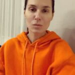 Anna Kuzina Instagram - #stopthewar #stopputin