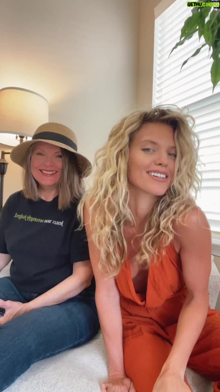AnnaLynne McCord Instagram - Info from my sis and bro-in-law regarding @hegetsus campaign: “What is He Gets Us? He Gets Us is a campaign reintroducing people to the Jesus (YESHUA) of the Bible and his confounding love and forgiveness. We believe that he was more than just a good guy and a profound teacher–but that he was the Son of God. And we're confident that as others clearly understand, read, and learn about who Jesus is, they’ll find wisdom, hope, and peace unlike any other offered. What ads are playing at the big game? We all know what it’s like to be a kid. And we also know what it’s like to disagree with people who see things differently than we might. This year’s ad spots entertain these two sides of our relationships - the simple kindness of children, and, when spurred by disagreement, the jaded anger of adults.” #hegetsus