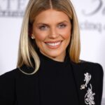 AnnaLynne McCord Instagram - Thank you to @cinqasept for supporting the incredible work of @racetoerasems (and… for the gorgeous evening attire :))