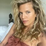AnnaLynne McCord Instagram - Happy Beltane, Beloveds… 🌹