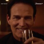 Anna Paquin Instagram - #sexybeastseries starring @stephenmoyer is coming to #paramountplus JANUARY 25th You don’t wanna miss this one! MY “sexy beast” 😉kicks ass in this and the rest of the cast are brilliant too. #proudwife