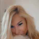 Anna Pettinelli Instagram – Non mi è mai piaciuta la domenica. Workaholic da sempre e incapace di non far nulla.Ora smonto gli armadi.Dajeeeeeee #domenica #madeinitaly #beauty #senzapaura #verità #picoftheday #video