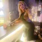 Anna Pettinelli Instagram – Non andavo in un posto dove si può ballare da 2 anni. Feeling good Grazie @graziano_scarabicchi #dance #party #music #madeinitaly