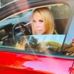 Anna Pettinelli Instagram - Mi piace la mia nuova rossa. Totalmente elettrica, responsabilmente elettrica. Una”Corsa” nel futuro #supplyedby #elettrica #opel #