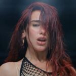 Anna Pettinelli Instagram - Si chiama “Lost in translation ” quello di cui si sono occupati i giornali USA a proposito della mia mini intervista a Dua Lipa. Quante volte usiamo il termine “biblico “in italiano quando ci riferiamo a personaggi leggendari?Succede spesso ed è quello che ho usato riferendomi a Houdini non certo perché non sapessi chi fosse. Gli americani sono talmente ignoranti da pensare che il resto del mondo sia come loro. Ringrazio dell’immotivata oceanica internazionale menzione ma in realtà le cose non sono andate proprio come scrivono loro e dovrebbero saperlo bene visto che ho mandato in anteprima le domande alla popstar e ho ricevuto e letto quintali di comunicati stampa al proposito. Tanto rumore per nulla! #dualipa #houdini #biblical #biblico#popcravenews
