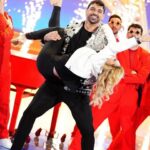 Anna Pettinelli Instagram - Ecco il nostro esordio nei guanti prof. Ci siamo divertiti moltissimo!! Ed è solo l’inizio #amici23#dance#jive#