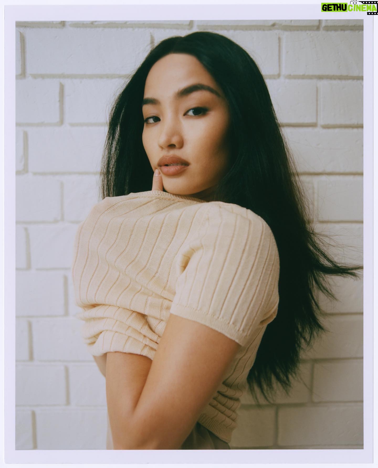Anna Sawai Instagram - Dream team🎞 Shot by @dannnnnnmnnnnn Hair by @brycescarlett Makeup by @ninapark Interview up on @byrdie