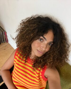 Anna Shaffer Instagram - 🦁golden mane🦁 for (maybe sometime soon potentially please pretty PLEASE????) summer. TY mi amore @alexe______ #ALEXEYAGE