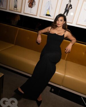 Anna Shaffer Instagram - 💥 @britishgq 💥 #MOTYA

📸: @jasonlloydevans