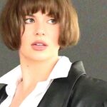 Anna Shulgina Instagram - Мы режиссеры своей жизни, мы в ней и актеры. А вот работу над сценарием приходится делить с госпожой Судьбой. Осталось решить по доле её авторских.
