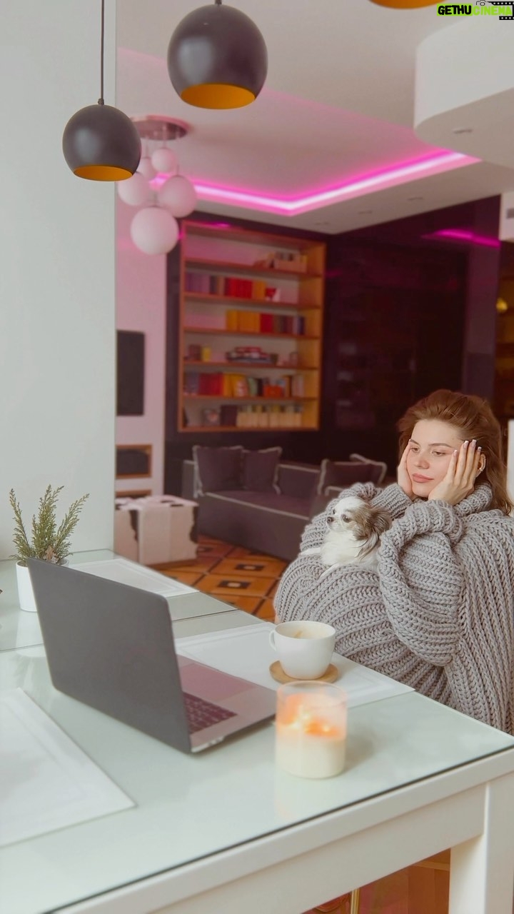 Anna Shulgina Instagram - Что-то на уютном ☕️