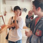 Anna Tsuchiya Instagram - 大好きなヨシダコーヒー @yoshida.coffee.sangubashi で打ち合わせ☕️(ちゃんと仕事してる土屋えらい) バナナケーキとドーナツ🍩を買って子供たちのお迎えに行きましたとさ🚲 #土屋アンナ