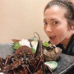 Anna Tsuchiya Instagram - 伊勢、神島の海の幸がとどきました❤️😭 毎年誕生日に神島のぱぱ、ままからの海の恵 本当にありがたく美味しく頂いてます 海のつながりに感謝 都内に戻っても海のありがたみに触れられて涙涙😢 ありがとう❤️ 本当に美味しい❤️ #土屋アンナ #伊勢 #神島
