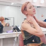 Anna Tsuchiya Instagram - ママホリ💖✨ 中村あゆみさん @ayumi.a.nakamura ダイヤモンド⭐︎ユカイさん @daiyamondo__yukai 相川七瀬さん @nanasecat hitomiさん @hitomi_official 斉藤由貴さん とご一緒に🥰💖💖 ありがとございました💖💖💖 Wonder Womanライブで一人ではじめて歌った🤣🖤 #土屋アンナ
