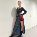 Anna Tsuchiya Instagram - ズバリ！教えまSHOW 観てくれたみんなありがと💖 ロケ衣装🚌 ・T-shirt @rollasjeans @jack_joat ・long T-shirt @pameopose ・pants @rollasjeans スタジオ衣装👗 ・tops @prankproject_official ・skirt&earrings @pameopose necklace @blanciris_official #土屋アンナ