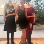 Anna Tsuchiya Instagram - アレキサンダーマックイーンのSHOWを見させていただきました❤️ 時代を超えてマックイーンのラインはマジでカッコ美しい❤️ 素敵なRINGもありがと❤️ #土屋アンナ