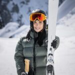 Anna Veith Instagram - 🎄giveaway🎄 Christmas is just around the corner. Reward yourself with a brand new „head to toe“ package from HEAD. How to enter: ❄️ Follow me, @headsportswear, @head_ski and @tyroliabindings Take part and win. ⛷️Outfit: @headsportswear ⛷️JOY Ski, helmet and goggles from @head_ski ⛷️Bindings @tyroliabindings The winner will be announced on the 18th of December. Good luck! 🍀 This promotion is not endorsed by instagram. https://go.head.com/veith-giveaway #werbung #outfit #joy #headski #headsportswear #tyroliabindings #headtotoe #christmas #gift
