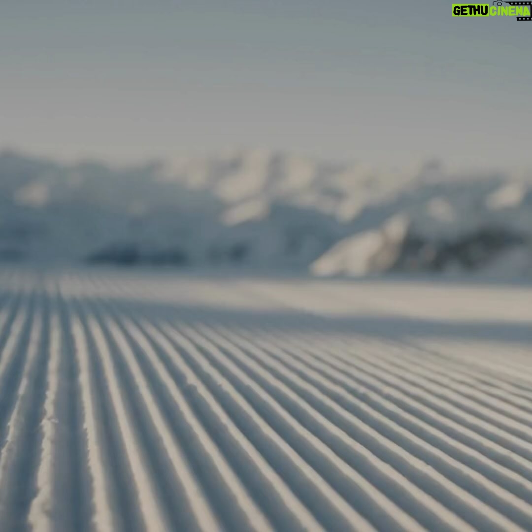 Anna Veith - 11.3K Likes - What a beautiful day in the mountains ❄️
I have some news for you in my storys.
Good luck 🍀
#visa #cahsback #skiingday #signinandwin #beautifulday #winterwonderland #beactive